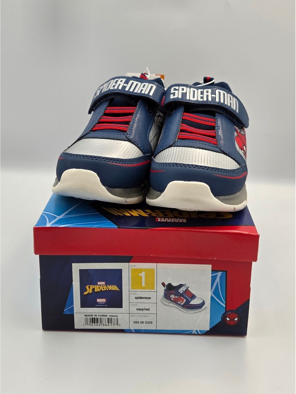 Marvel Spider-Man Toddler Boys Light-Up Sneakers Size 1 Navy Red NWT - Picture 2 of 11